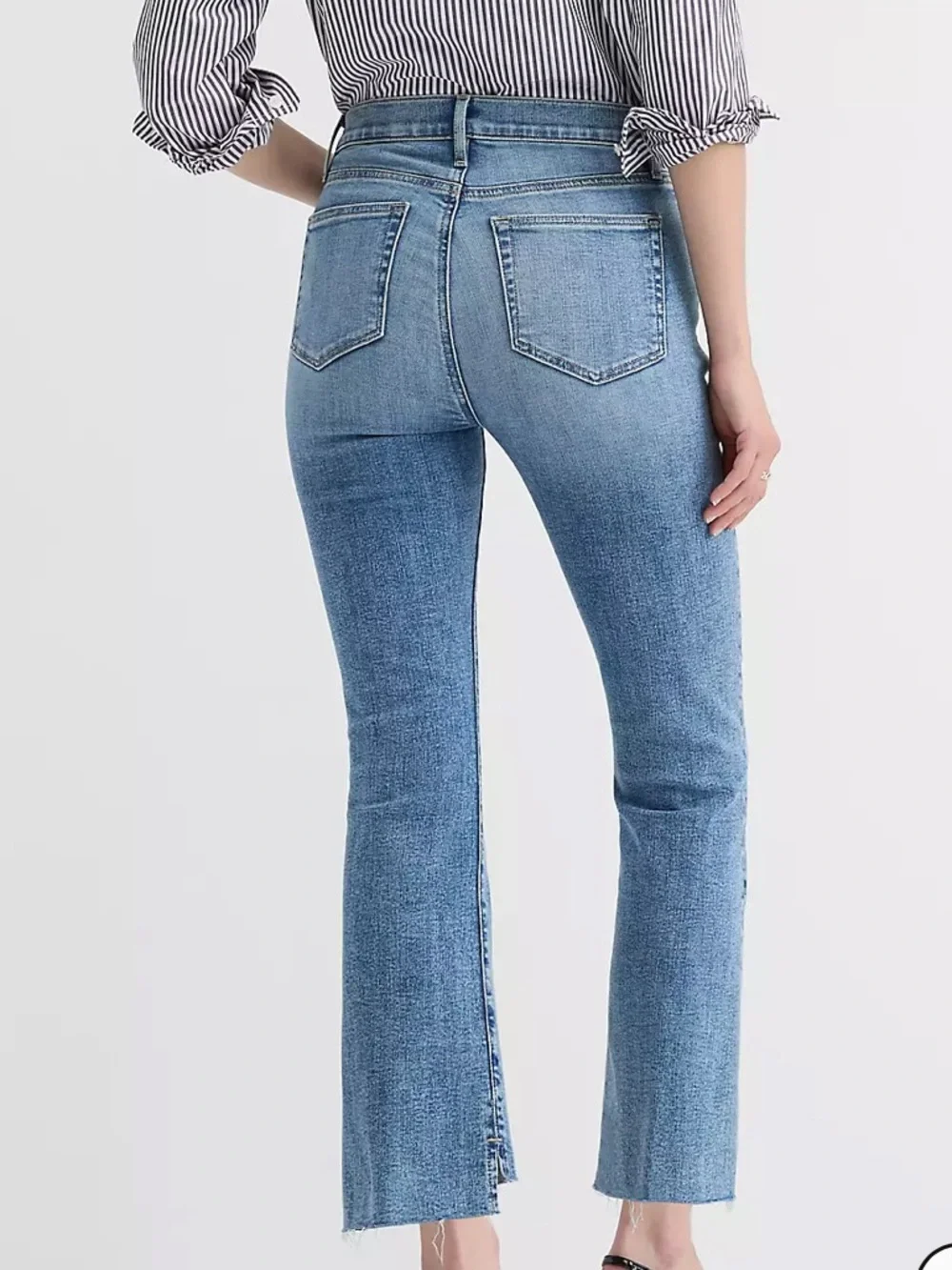 Step Hem High Rise Kick Crop Jeans in Classic Mid Wash size 25/0 - Picture 3 of 5